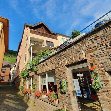 Pension Regina/Gräfenhaus Cochem Exterior foto