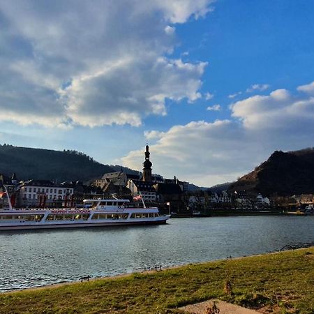 Pension Regina/Gräfenhaus Cochem Exterior foto