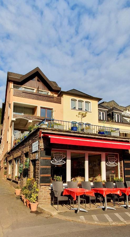Pension Regina/Gräfenhaus Cochem Exterior foto