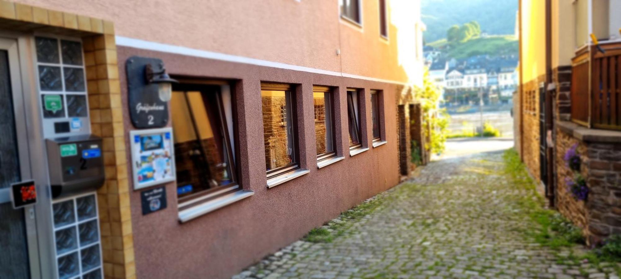 Pension Regina/Gräfenhaus Cochem Exterior foto